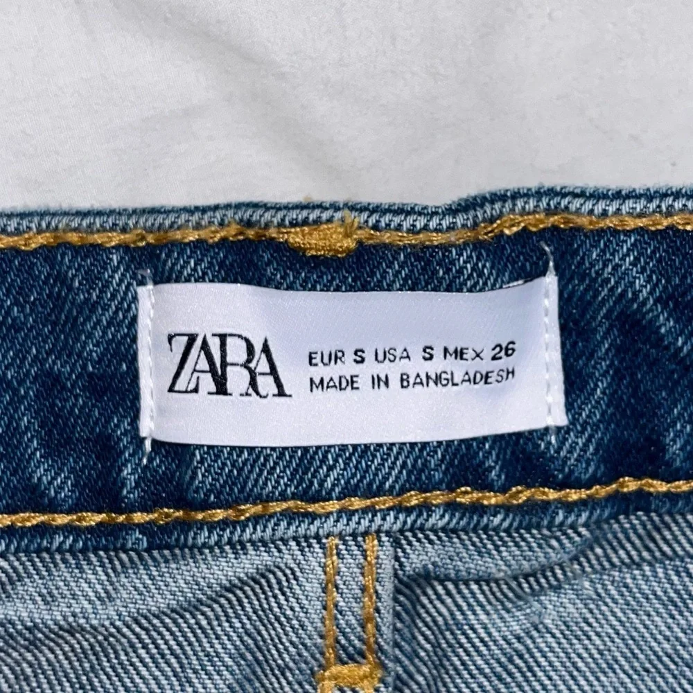 💎ZARA DENIM SKIRT💎 - Picture 2 of 3